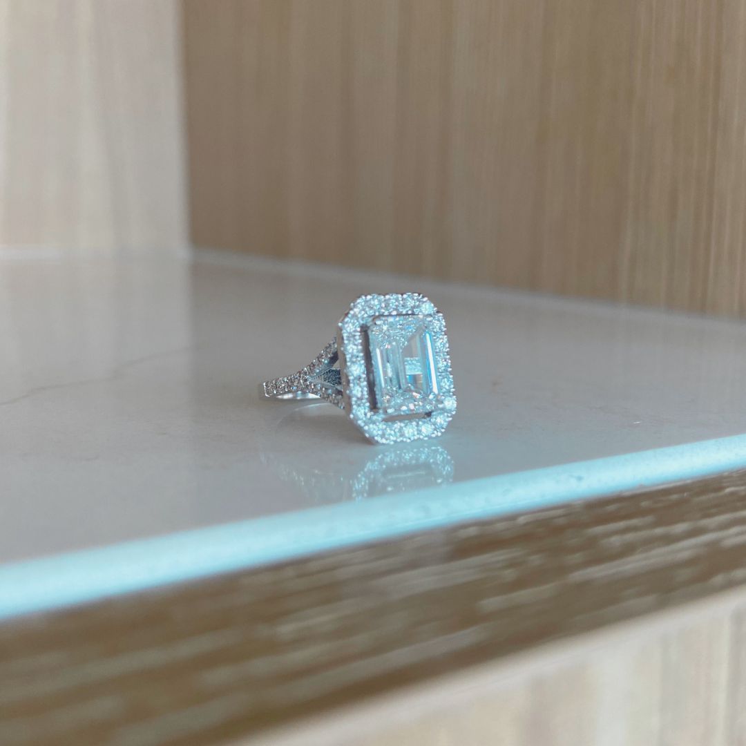 Clea ring